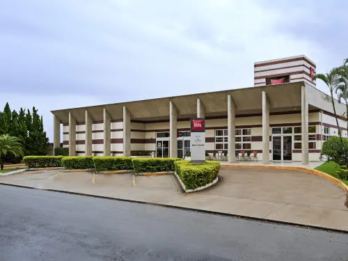 ibis Paulinia Hotels in Cosmópolis