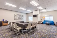 Holiday Inn Express & Suites Eau Claire North Hôtels à : Lake Hallie