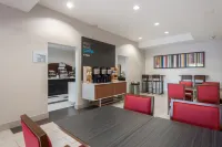 홀리데이 인 익스프레스 호텔 & 스위트 라 그랜지 I-85