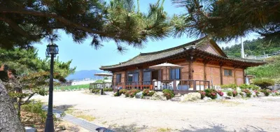 Yeonggwang Hanok Villa Pension Hotels in Yeonggwang-gun