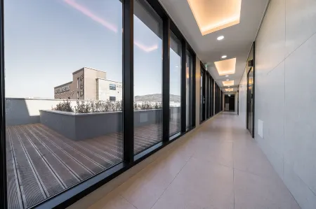 New E-Stay, Jinjang-Dong, Ulsan Отели рядом с Аэропорт Ульсан