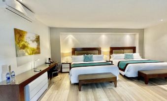 Aurea Hotel and Suites