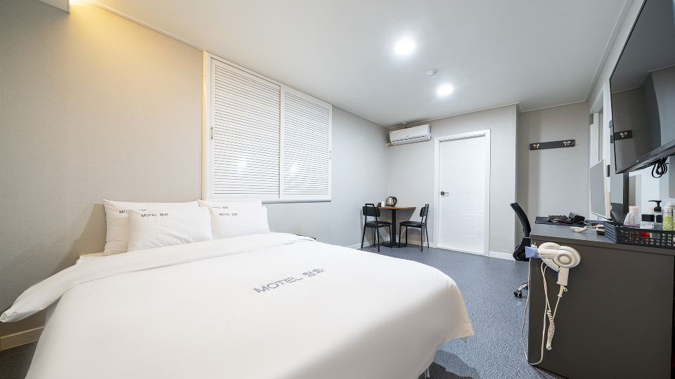 Paju Cheongwha Motel