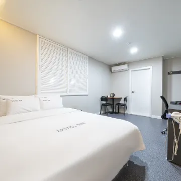 Paju Cheongwha Motel 汶山 (云泉)附近的飯店