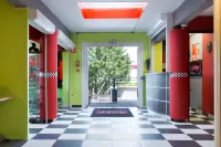 Enzo Hotels Nancy Frouard by Kyriad Direct Hotel a Pont-a-Mousson