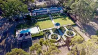 Brice Hill Country Lodge Hotels near Tim Adams Wines