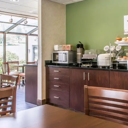Sleep Inn & Suites of Lancaster County
