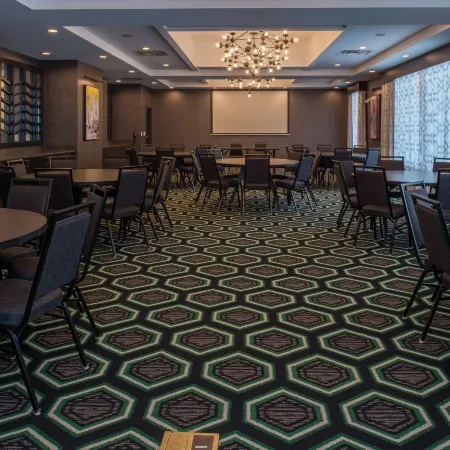 Hampton Inn & Suites Winston-Salem Downtown