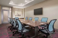 Home2 Suites by Hilton Troy - 3 estrellas