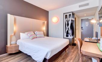 Campanile Saint Jean de Luz