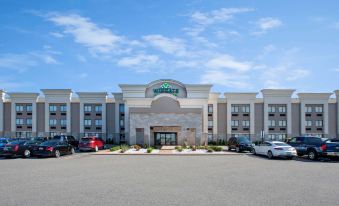 Wingate by Wyndham Detroit Metro Airport