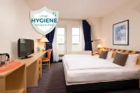 Achat Hotel Dresden Elbufer Hotel in zona Loschwitzer Kirche