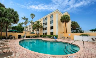 La Quinta Inn & Suites by Wyndham Fort Lauderdale Tamarac