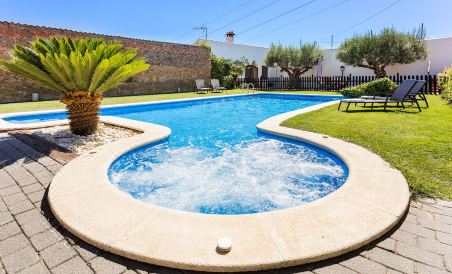 Masia Can Canyes & Spa - Housity