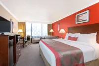 Ramada by Wyndham Lewiston Hotel & Conference Center
