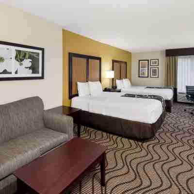 La Quinta Inn & Suites by Wyndham LaGrange / I-85 Rooms