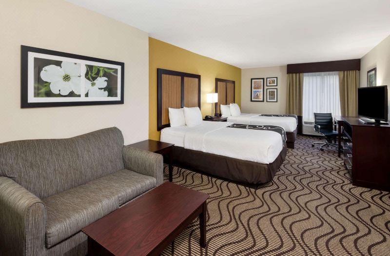 La Quinta Inn & Suites by Wyndham LaGrange / I-85