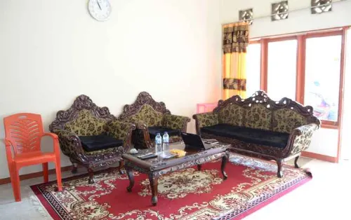 Guest House Zaky Bukittinggi (ZK2) - Homestays