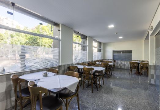 호텔 아메리카 두 술