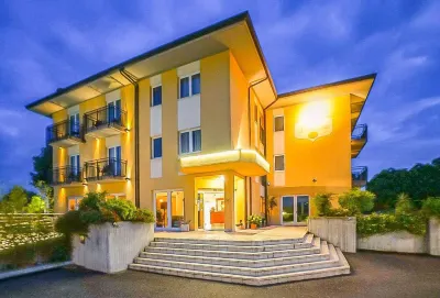Hotel Nuova Barcaccia Hotels in Ponti Sul Mincio