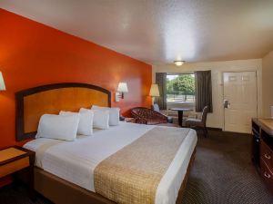 Travelodge by Wyndham Houston Hobby Airport