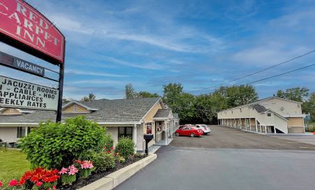 Red Carpet Inn Orchard Park - Housity