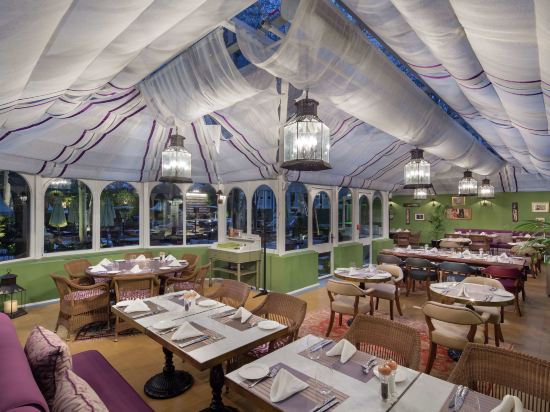 Hagia Sofia Mansions Istanbul, Curio Collection by Hilton