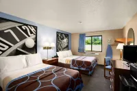 Quality Inn Hotels in Oneida