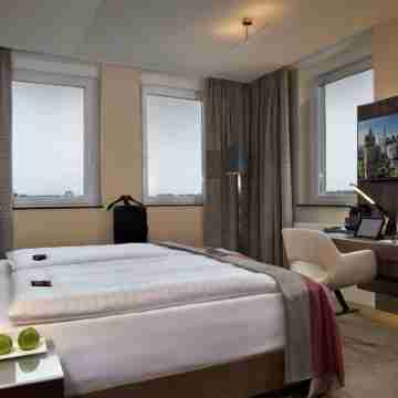 Flemings Selection Hotel Frankfurt-City Rooms