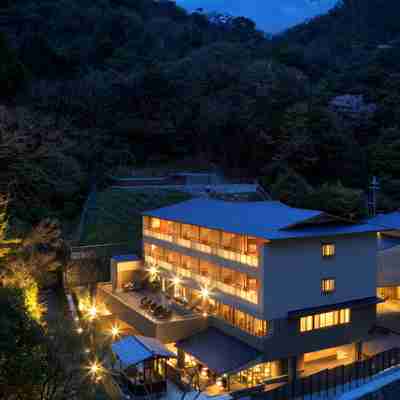 Okuno Hosomichi Hotel Exterior