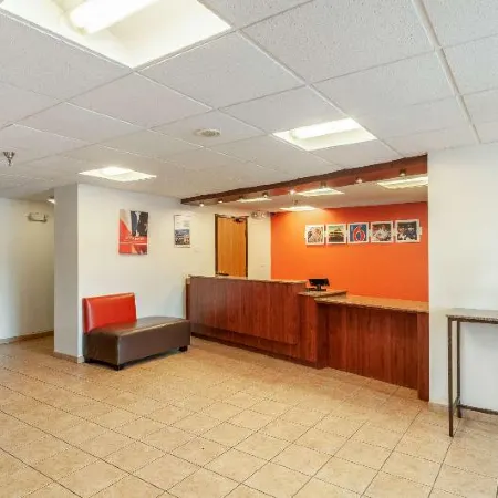 Motel 6 Naperville, IL
