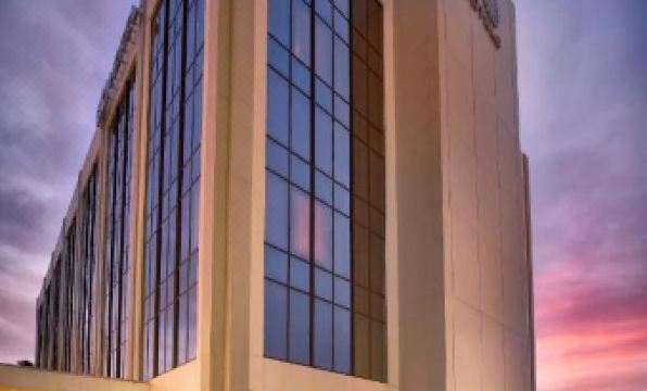 EB Hotel Miami Airport