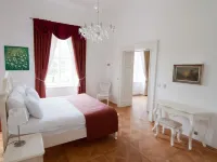 Zámek Jeseník Nad Odrou Hotels in Валашске Мезіржічі
