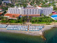 Calamos Beach Family Club