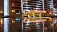 Plaza Garden Moscow WTC Các khách sạn gần Chapel of Dmitriy Donskoy