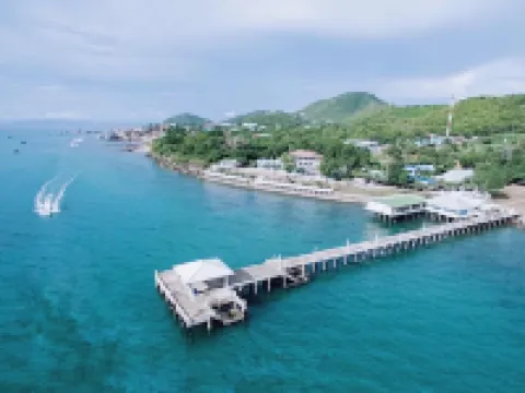 ริมทะเล รีสอร์ท เกาะล้าน โรงแรมในเกาะล้าน