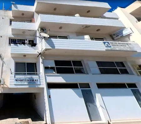 Larnaca Comfort Rooms Отели рядом с Аэропорт Ларнака