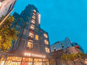 OYO Townhouse 2 Hotel Gunung Sahari