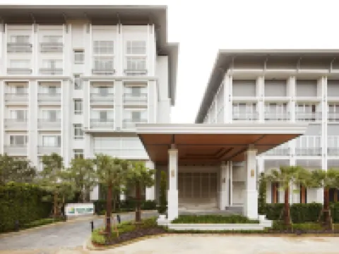 Health Land Resort & Spa Hotels near Pattaya Tai