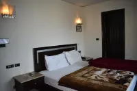 Gillanis Hotel Murree