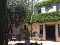 Le Jardin D'homps Hôtels à : Lézignan-Corbières