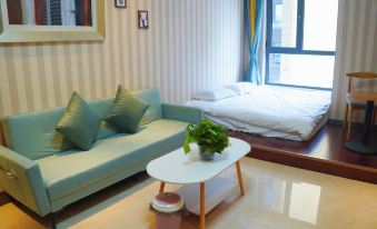 Fangdong Xiaomei Mama Apartment (Longze Road No. 1)