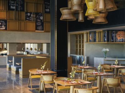 レストラン モーベンピックリゾート カムランの写真