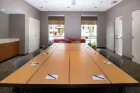 SpringHill Suites Greensboro Airport - Barer