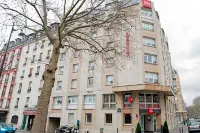 Ibis Paris Brancion Parc des Expositions 15ème Hotels near Buste d'Emile Decroix