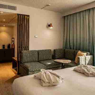 Holiday Inn Toulon - City Centre Rooms