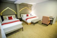Al Khatiri Hotel Hoteles en Lundang