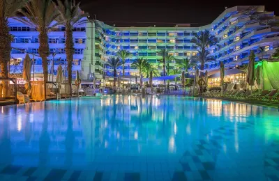 Neptune Eilat by Dan Hotels Hotels near Yaniv Fireball