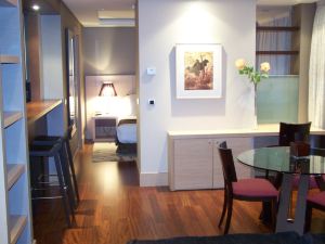 Washington Parquesol Suites & Hotel