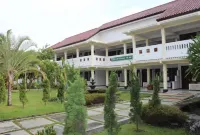 Guest House Eboni Madiun فنادق في Manguharjo